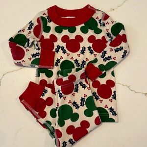 Hanna Andersson X Disney Holiday pjs